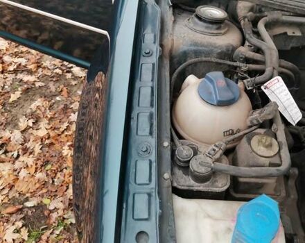 Зеленый Фольксваген Бора, объемом двигателя 1.6 л и пробегом 251 тыс. км за 5200 $, фото 17 на Automoto.ua