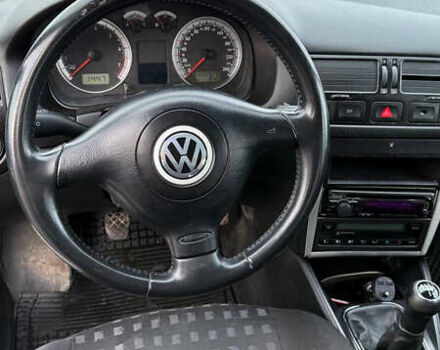 Зелений Фольксваген Бора, об'ємом двигуна 1.98 л та пробігом 219 тис. км за 3600 $, фото 11 на Automoto.ua