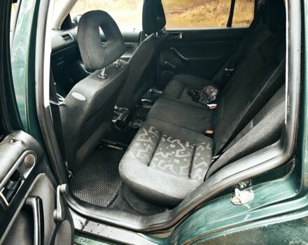 Зелений Фольксваген Бора, об'ємом двигуна 1.6 л та пробігом 273 тис. км за 4200 $, фото 15 на Automoto.ua