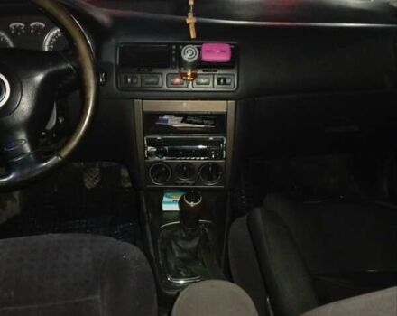 Зеленый Фольксваген Бора, объемом двигателя 1.6 л и пробегом 266 тыс. км за 4800 $, фото 4 на Automoto.ua