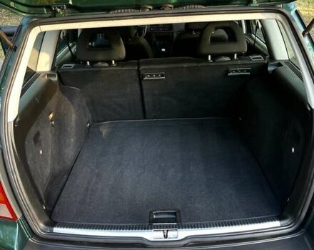 Зеленый Фольксваген Бора, объемом двигателя 1.6 л и пробегом 245 тыс. км за 4100 $, фото 5 на Automoto.ua