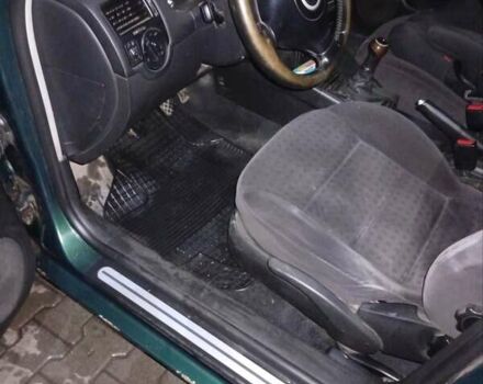 Зеленый Фольксваген Бора, объемом двигателя 1.6 л и пробегом 266 тыс. км за 4800 $, фото 3 на Automoto.ua