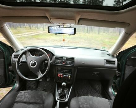 Зелений Фольксваген Бора, об'ємом двигуна 1.6 л та пробігом 273 тис. км за 4200 $, фото 20 на Automoto.ua