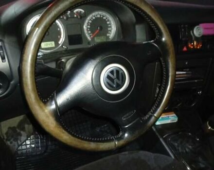 Зеленый Фольксваген Бора, объемом двигателя 1.6 л и пробегом 266 тыс. км за 4800 $, фото 6 на Automoto.ua