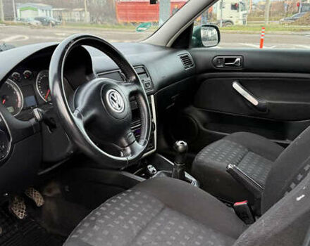 Зелений Фольксваген Бора, об'ємом двигуна 1.98 л та пробігом 219 тис. км за 3600 $, фото 9 на Automoto.ua