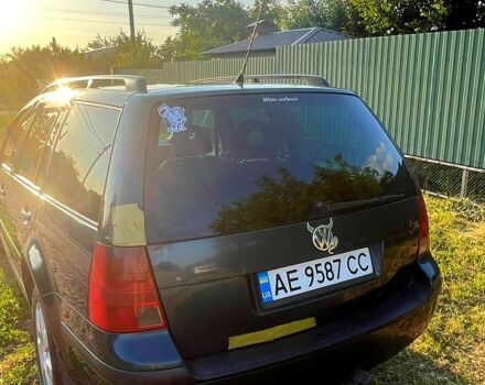 Зеленый Фольксваген Бора, объемом двигателя 1.9 л и пробегом 330 тыс. км за 3500 $, фото 4 на Automoto.ua