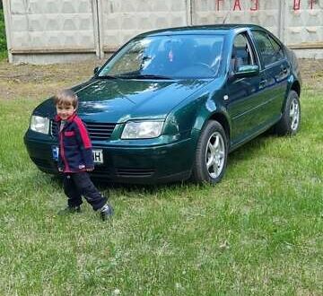 Фольксваген Бора 1999 у Новомосковске на Automoto.ua Зелений Фольксваген Бора, об'ємом двигуна 1.6 л та пробігом 184 тис. км за 4200 $, фото 1 на Automoto.ua