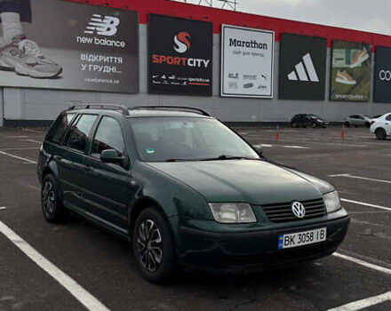 Зелений Фольксваген Бора, об'ємом двигуна 1.98 л та пробігом 219 тис. км за 3600 $, фото 1 на Automoto.ua