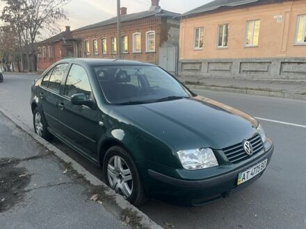 Зеленый Фольксваген Бора, объемом двигателя 1.4 л и пробегом 265 тыс. км за 2900 $, фото 1 на Automoto.ua