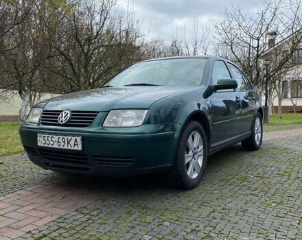 Зелений Фольксваген Бора, об'ємом двигуна 1.62 л та пробігом 300 тис. км за 3500 $, фото 1 на Automoto.ua