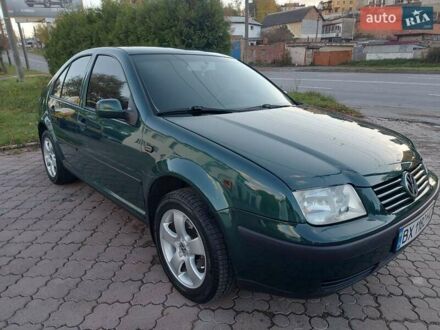 Зеленый Фольксваген Бора, объемом двигателя 1.6 л и пробегом 352 тыс. км за 4000 $, фото 1 на Automoto.ua