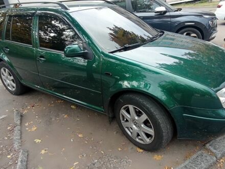 Фольксваген Бора 2003 у Дніпро (Дніпропетровську) на Automoto.ua Зелений Фольксваген Бора, об'ємом двигуна 1.6 л та пробігом 2 тис. км за 4800 $, фото 1 на Automoto.ua