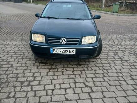 Зеленый Фольксваген Бора, объемом двигателя 1.6 л и пробегом 225 тыс. км за 3500 $, фото 1 на Automoto.ua