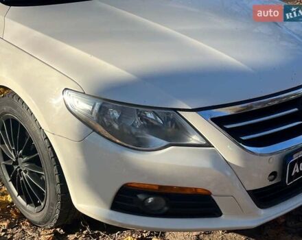 Белый Фольксваген CC / Passat CC, объемом двигателя 2 л и пробегом 244 тыс. км за 7440 $, фото 4 на Automoto.ua