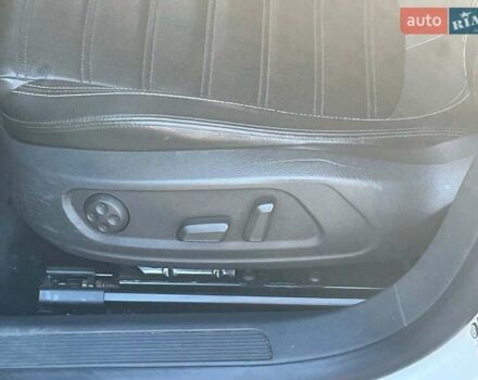 Белый Фольксваген CC / Passat CC, объемом двигателя 2 л и пробегом 244 тыс. км за 7440 $, фото 30 на Automoto.ua