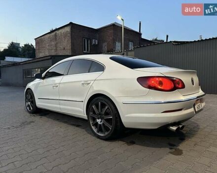 Білий Фольксваген CC / Passat CC, об'ємом двигуна 2 л та пробігом 285 тис. км за 9000 $, фото 4 на Automoto.ua