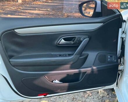 Белый Фольксваген CC / Passat CC, объемом двигателя 2 л и пробегом 244 тыс. км за 7440 $, фото 26 на Automoto.ua