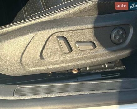 Белый Фольксваген CC / Passat CC, объемом двигателя 2 л и пробегом 244 тыс. км за 7440 $, фото 17 на Automoto.ua