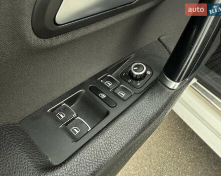 Білий Фольксваген CC / Passat CC, об'ємом двигуна 1.97 л та пробігом 206 тис. км за 7999 $, фото 7 на Automoto.ua