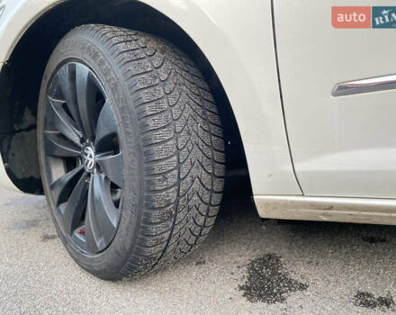 Фольксваген CC / Passat CC 2010 в Виннице на Automoto.ua Белый Фольксваген CC / Passat CC, объемом двигателя 1.98 л и пробегом 214 тыс. км за 7700 $, фото 8 на Automoto.ua