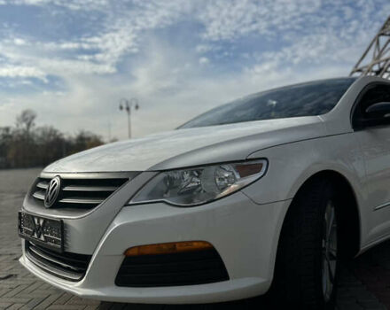 Белый Фольксваген CC / Passat CC, объемом двигателя 2 л и пробегом 235 тыс. км за 8800 $, фото 1 на Automoto.ua