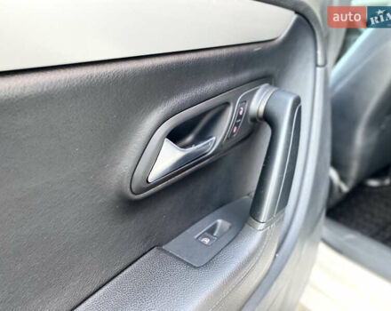 Фольксваген CC / Passat CC 2010 в Виннице на Automoto.ua Белый Фольксваген CC / Passat CC, объемом двигателя 1.98 л и пробегом 214 тыс. км за 7700 $, фото 22 на Automoto.ua