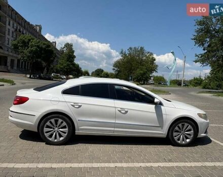 Белый Фольксваген CC / Passat CC, объемом двигателя 1.98 л и пробегом 200 тыс. км за 8000 $, фото 3 на Automoto.ua