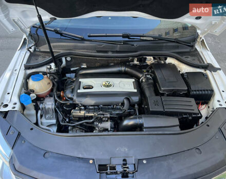 Белый Фольксваген CC / Passat CC, объемом двигателя 1.8 л и пробегом 235 тыс. км за 8500 $, фото 18 на Automoto.ua
