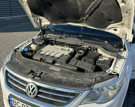 Белый Фольксваген CC / Passat CC, объемом двигателя 1.97 л и пробегом 200 тыс. км за 9300 $, фото 2 на Automoto.ua