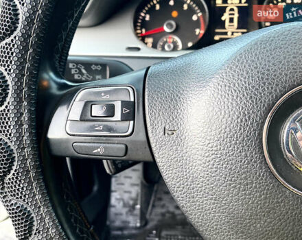 Фольксваген CC / Passat CC 2010 в Виннице на Automoto.ua Белый Фольксваген CC / Passat CC, объемом двигателя 1.98 л и пробегом 214 тыс. км за 7700 $, фото 17 на Automoto.ua