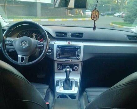 Білий Фольксваген CC / Passat CC, об'ємом двигуна 2 л та пробігом 230 тис. км за 9400 $, фото 4 на Automoto.ua