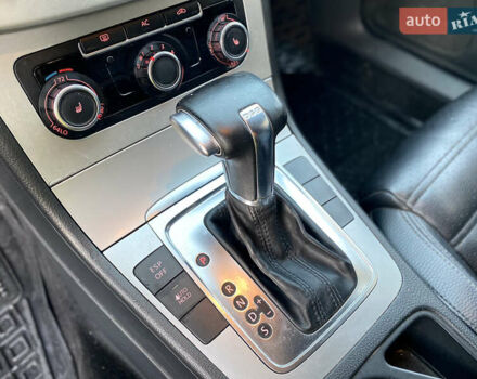 Фольксваген CC / Passat CC 2010 в Виннице на Automoto.ua Белый Фольксваген CC / Passat CC, объемом двигателя 1.98 л и пробегом 214 тыс. км за 7700 $, фото 20 на Automoto.ua