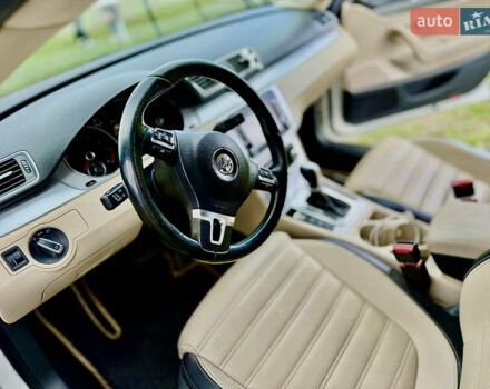 Белый Фольксваген CC / Passat CC, объемом двигателя 2 л и пробегом 219 тыс. км за 8800 $, фото 7 на Automoto.ua