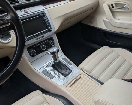 Белый Фольксваген CC / Passat CC, объемом двигателя 1.98 л и пробегом 180 тыс. км за 8500 $, фото 2 на Automoto.ua