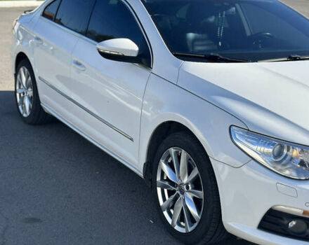 Белый Фольксваген CC / Passat CC, объемом двигателя 1.8 л и пробегом 219 тыс. км за 8000 $, фото 1 на Automoto.ua
