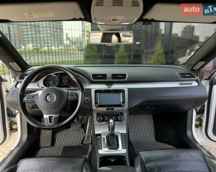Білий Фольксваген CC / Passat CC, об'ємом двигуна 1.97 л та пробігом 300 тис. км за 9999 $, фото 18 на Automoto.ua