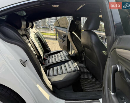 Білий Фольксваген CC / Passat CC, об'ємом двигуна 1.97 л та пробігом 300 тис. км за 9999 $, фото 14 на Automoto.ua