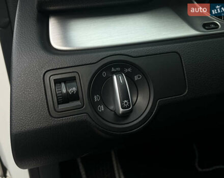 Білий Фольксваген CC / Passat CC, об'ємом двигуна 1.98 л та пробігом 121 тис. км за 10500 $, фото 21 на Automoto.ua