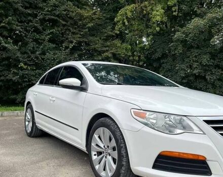 Білий Фольксваген CC / Passat CC, об'ємом двигуна 1.98 л та пробігом 250 тис. км за 9000 $, фото 1 на Automoto.ua