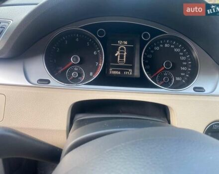 Белый Фольксваген CC / Passat CC, объемом двигателя 2 л и пробегом 318 тыс. км за 8500 $, фото 7 на Automoto.ua