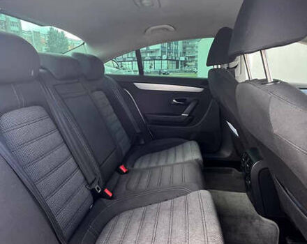 Белый Фольксваген CC / Passat CC, объемом двигателя 1.98 л и пробегом 330 тыс. км за 7600 $, фото 2 на Automoto.ua