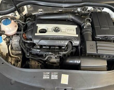 Білий Фольксваген CC / Passat CC, об'ємом двигуна 1.98 л та пробігом 230 тис. км за 10900 $, фото 33 на Automoto.ua