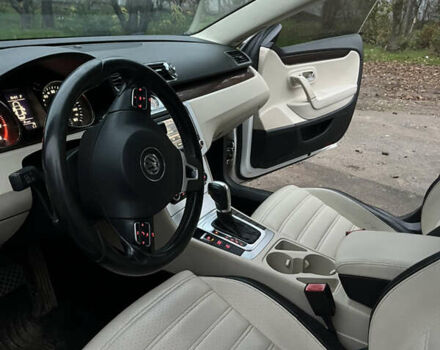 Белый Фольксваген CC / Passat CC, объемом двигателя 1.98 л и пробегом 247 тыс. км за 9200 $, фото 6 на Automoto.ua
