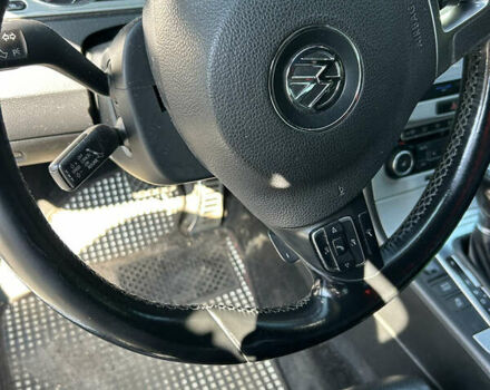 Белый Фольксваген CC / Passat CC, объемом двигателя 1.97 л и пробегом 307 тыс. км за 12000 $, фото 12 на Automoto.ua