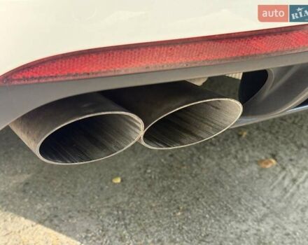 Белый Фольксваген CC / Passat CC, объемом двигателя 2 л и пробегом 292 тыс. км за 13500 $, фото 4 на Automoto.ua