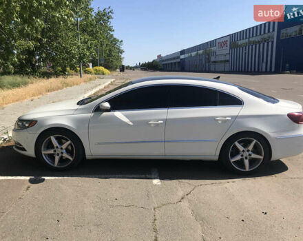 Белый Фольксваген CC / Passat CC, объемом двигателя 1.98 л и пробегом 236 тыс. км за 10000 $, фото 2 на Automoto.ua