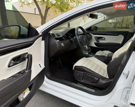 Білий Фольксваген CC / Passat CC, об'ємом двигуна 1.8 л та пробігом 58 тис. км за 15300 $, фото 6 на Automoto.ua
