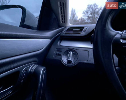 Белый Фольксваген CC / Passat CC, объемом двигателя 2 л и пробегом 190 тыс. км за 11400 $, фото 9 на Automoto.ua
