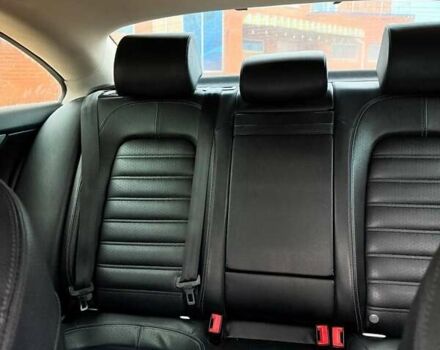 Белый Фольксваген CC / Passat CC, объемом двигателя 1.98 л и пробегом 225 тыс. км за 10500 $, фото 8 на Automoto.ua