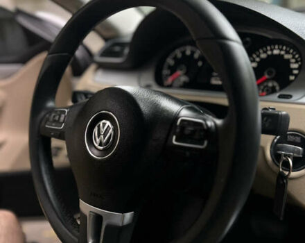Білий Фольксваген CC / Passat CC, об'ємом двигуна 1.98 л та пробігом 240 тис. км за 10000 $, фото 13 на Automoto.ua
